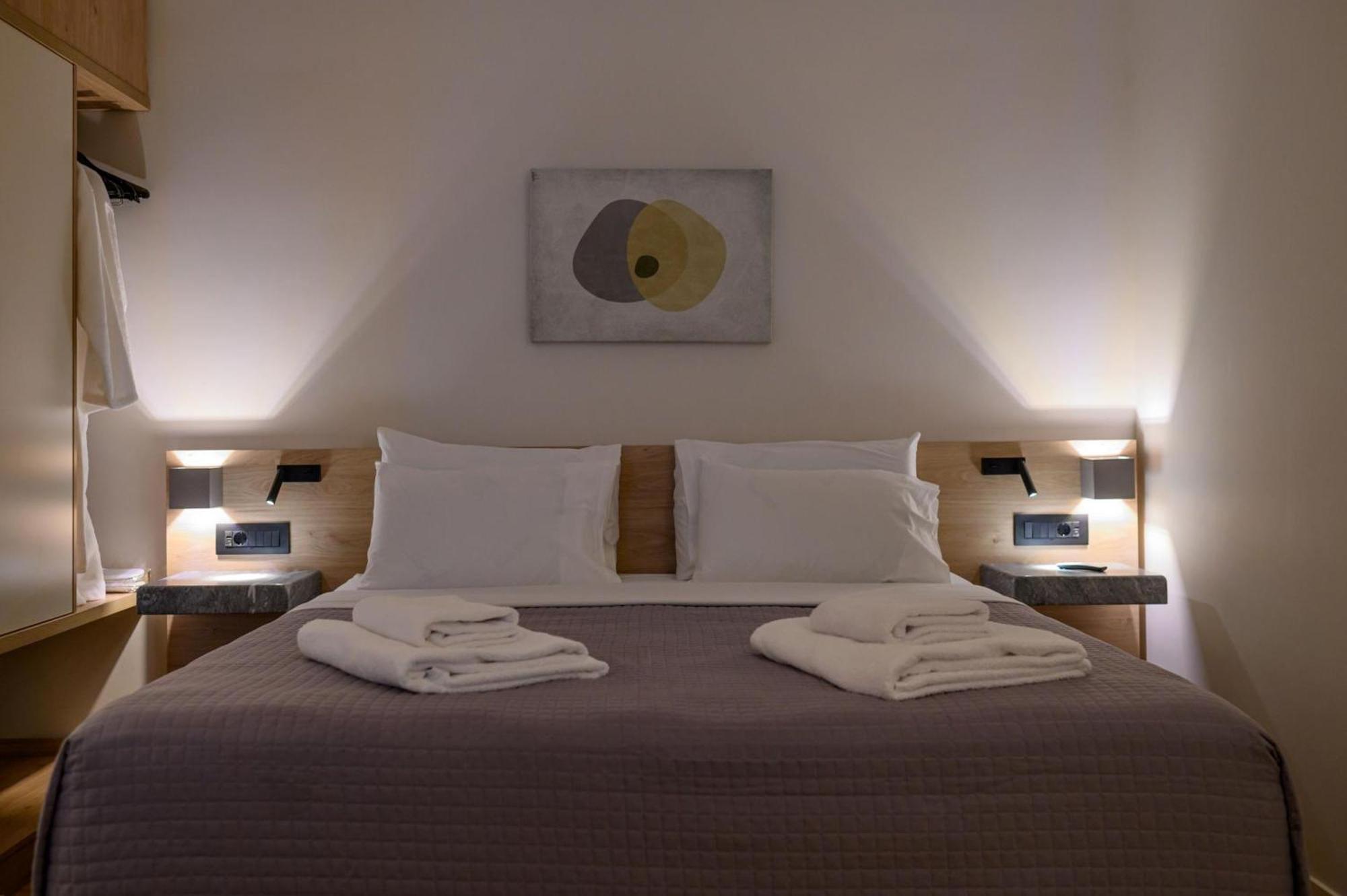 Mani Suites อายิโอสนิโกลาโอส ภายนอก รูปภาพ