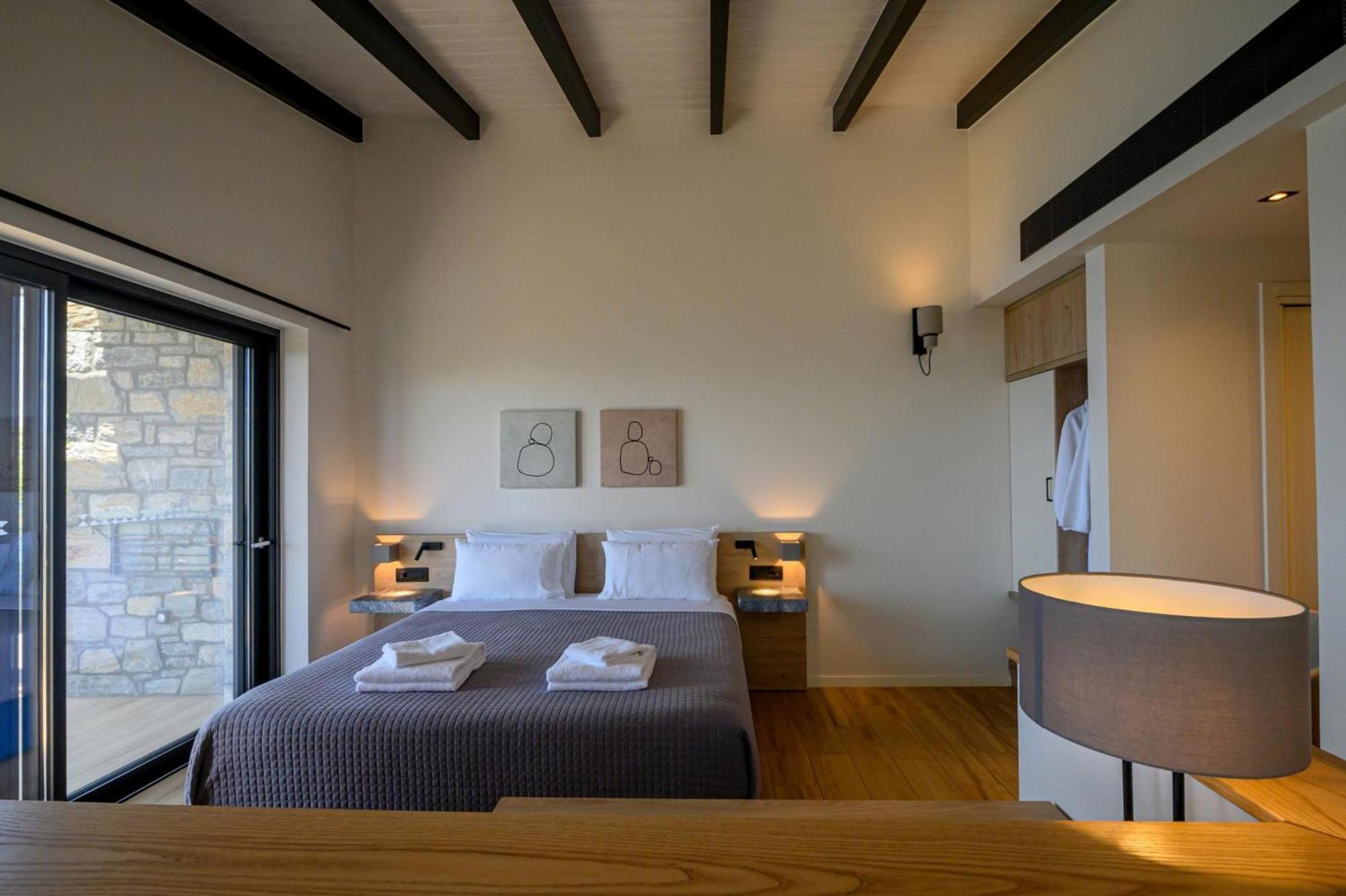 Mani Suites อายิโอสนิโกลาโอส ภายนอก รูปภาพ