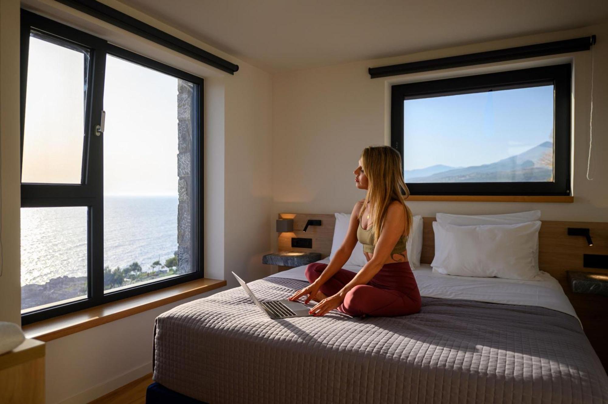 Mani Suites อายิโอสนิโกลาโอส ภายนอก รูปภาพ