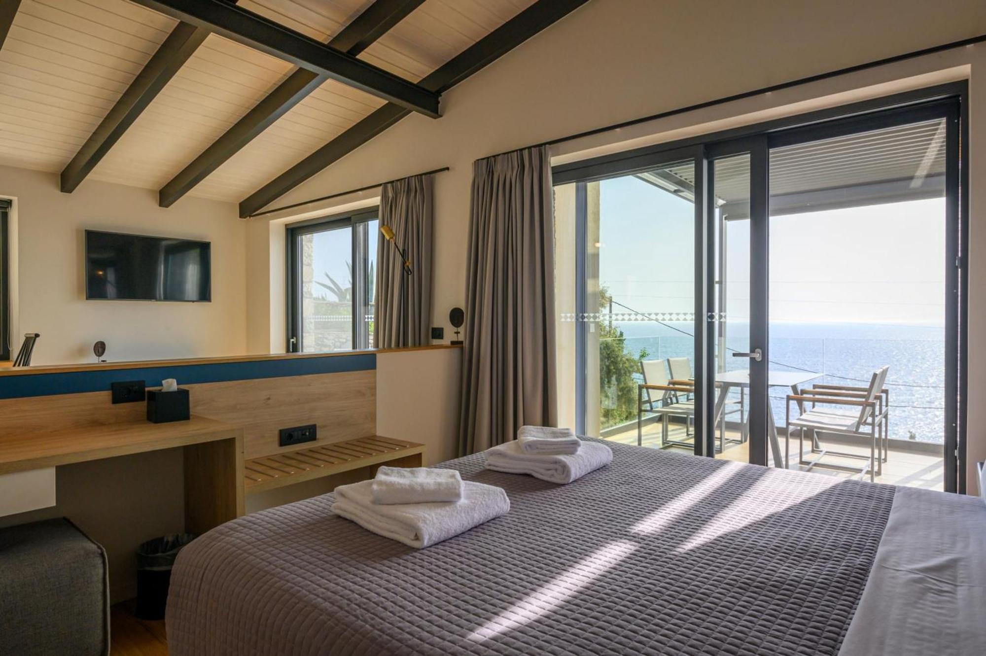 Mani Suites อายิโอสนิโกลาโอส ภายนอก รูปภาพ