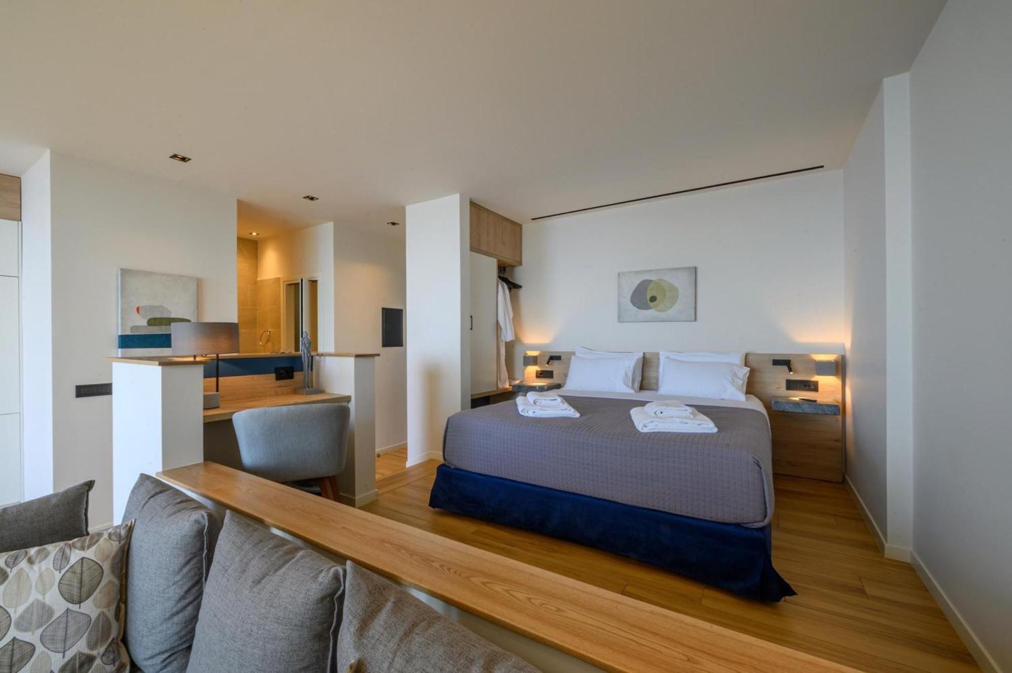 Mani Suites อายิโอสนิโกลาโอส ภายนอก รูปภาพ